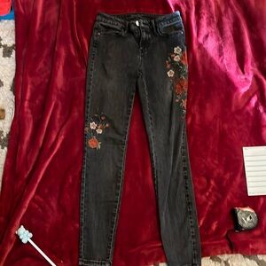 Ana embroidery skinny jeans sz 4